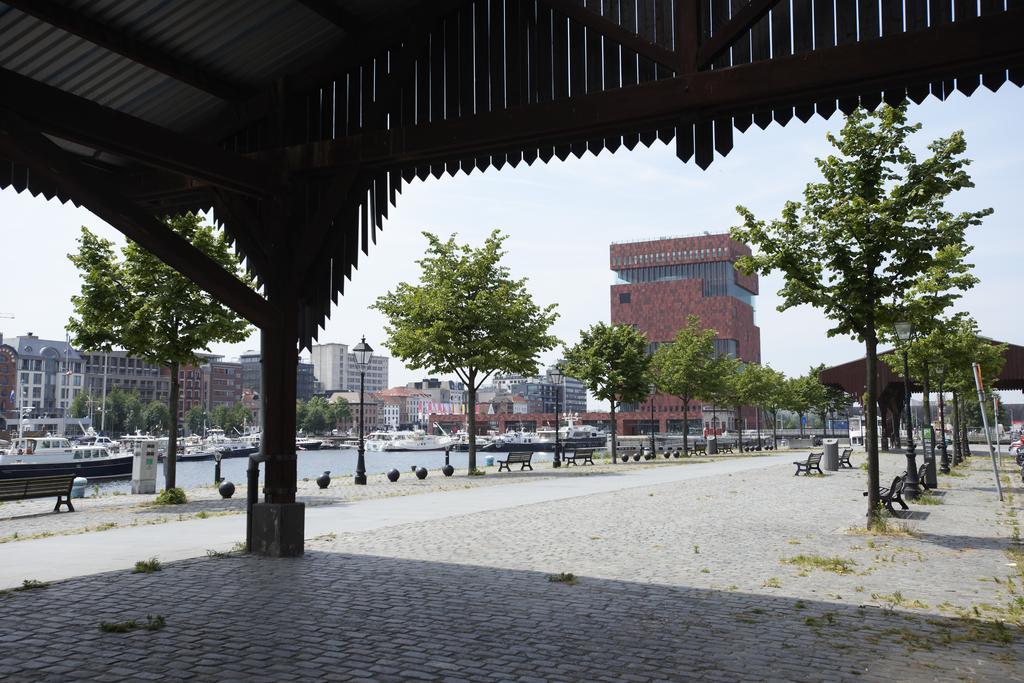 Dock 29 Hotel Antwerp Exterior photo